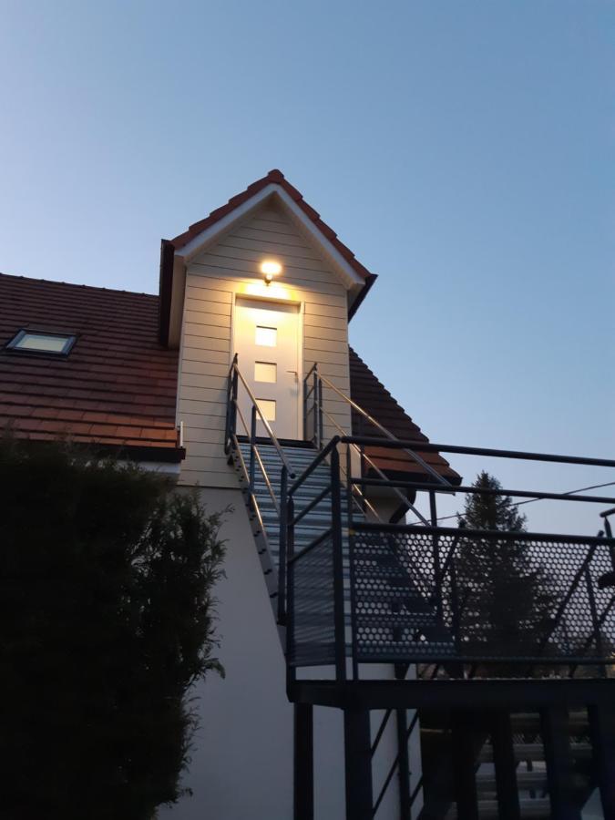 Vezelois Studio Cosy Spacieux Lumineux Avec Terrasse מראה חיצוני תמונה
