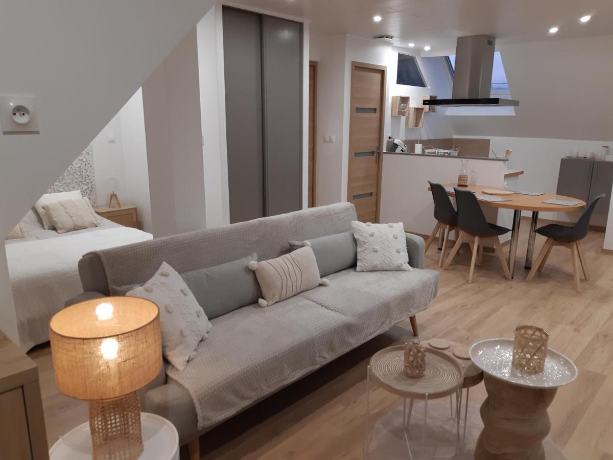 Vezelois Studio Cosy Spacieux Lumineux Avec Terrasse מראה חיצוני תמונה